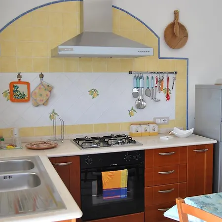 بيت للعطل Il Glicine