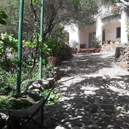 Il Glicine بيت للعطل